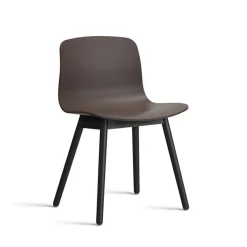 About a chair pieds bois AAC 12