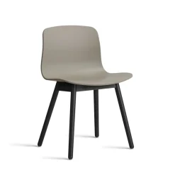 About a chair pieds bois AAC 12