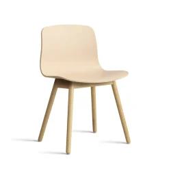 About a chair pieds bois AAC 12