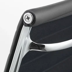 Aluminium EA 117 - Cuir noir L50