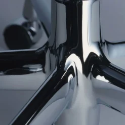 Aluminium EA 117 - Cuir noir L50 (Outlet)