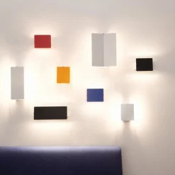 Applique à volet pivotant plié