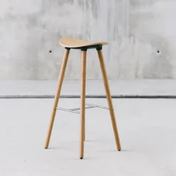 Coma Wood Tabouret