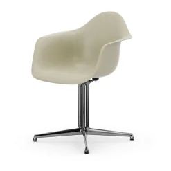 DAL Fiberglass Armchair - La Fonda base