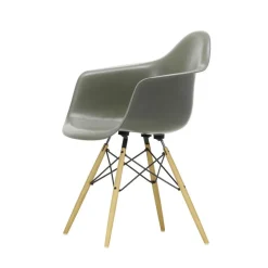 Eames fauteuil fiberglass DAW