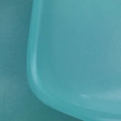 Eames Fiberglass Side Chair DSR Turquoise - Édition limitée