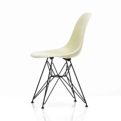 Eames Fiberglass Side Chair DSR