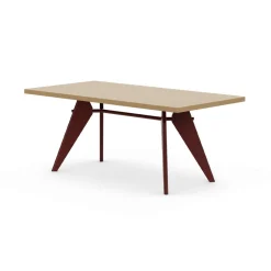 Em Table