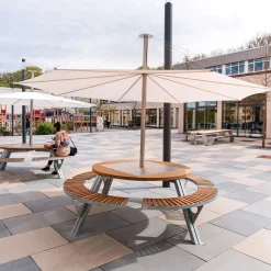 Gargantua - Table de pique-nique