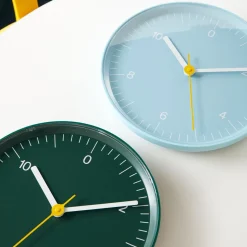 Horloge murale by Jasper Morrison