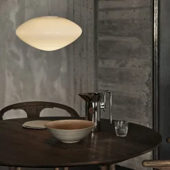 In Between Table SK4