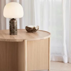 Kin table lamp