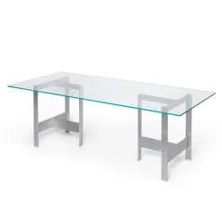 Lager Dining Table