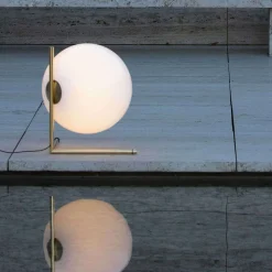 Lampe à poser IC T3 laiton