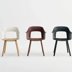 Layout 222 Fauteuil - Pieds bois - Bicolore