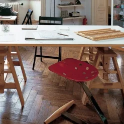Leonardo Table