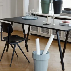 Loop Stand High Table