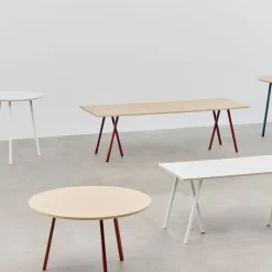 Loop Stand Round Table