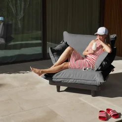 Paletti lounge chair