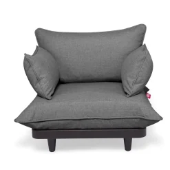 Paletti lounge chair