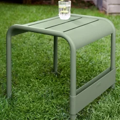 Petite table basse / Repose pieds Luxembourg