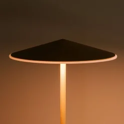 Pla - Lampe à poser