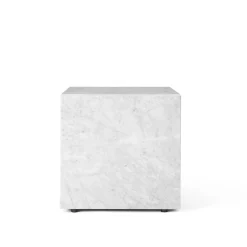 Plinth Cubique