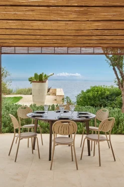 Plus4 table ronde extensible 6 et 4 personnes