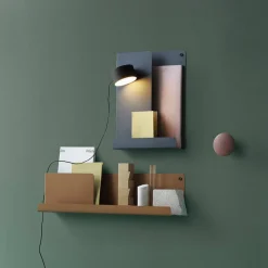 Post Wall Lamp