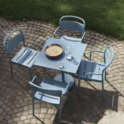 Table Carrée Linear Steel