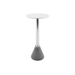 Table one bistrot mange debout