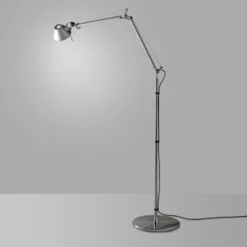 Tolomeo lampadaire LED