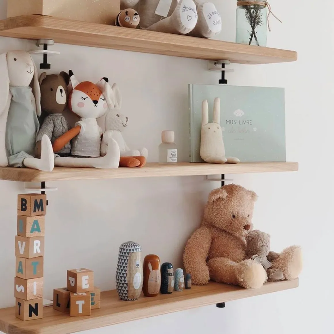 Trio étagères murales chêne massif