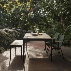 Ville Dining Table AV25/AV26