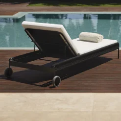 Weave chaise longue